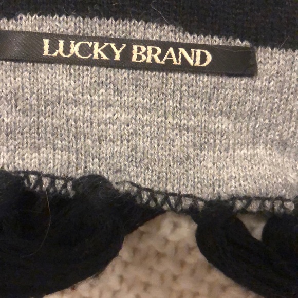 Lucky Brand “Live in Love Live in Luck” scarf - Picture 4 of 5